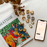DAZZLE Vintage Shell Gold Round Hoop Earrings