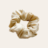 TRIX Plain Medium Mulberry Silk 22momme Hair Scrunchie