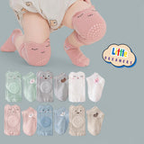 LITTLE DREAMERS Anti- Slip Cute Crawling Knee Pad & Pair of Socks Set