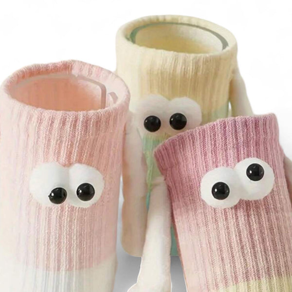 FOOTSIES 5pairs Googly Eye Magnetic Hands Fun Gradient Socks