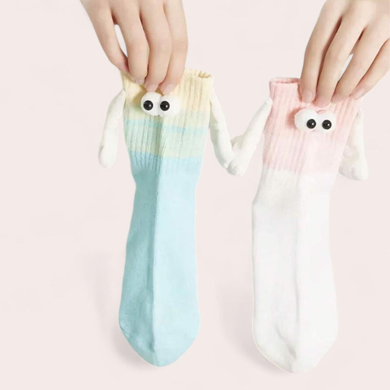 FOOTSIES 5pairs Googly Eye Magnetic Hands Fun Gradient Socks