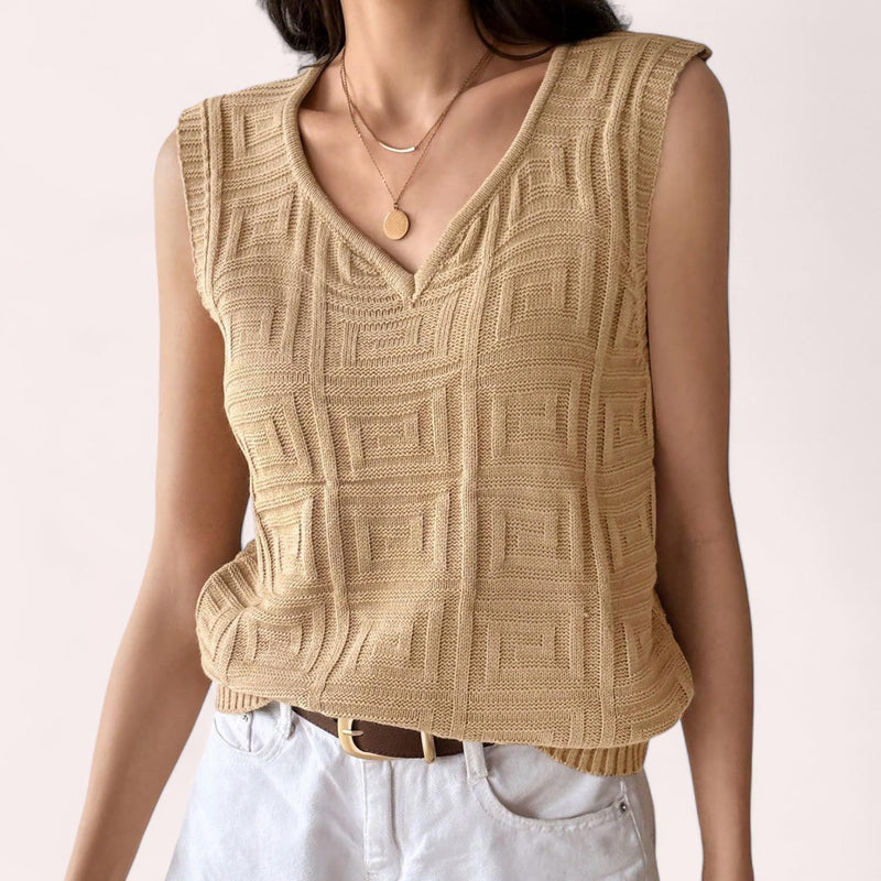 BLUSA Textured Knitted V Neck Sleeveless Vest Top