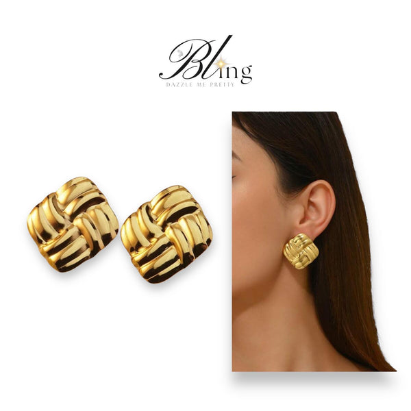 BLING Vintage Elegant Pattern Stud Pair of Earrings